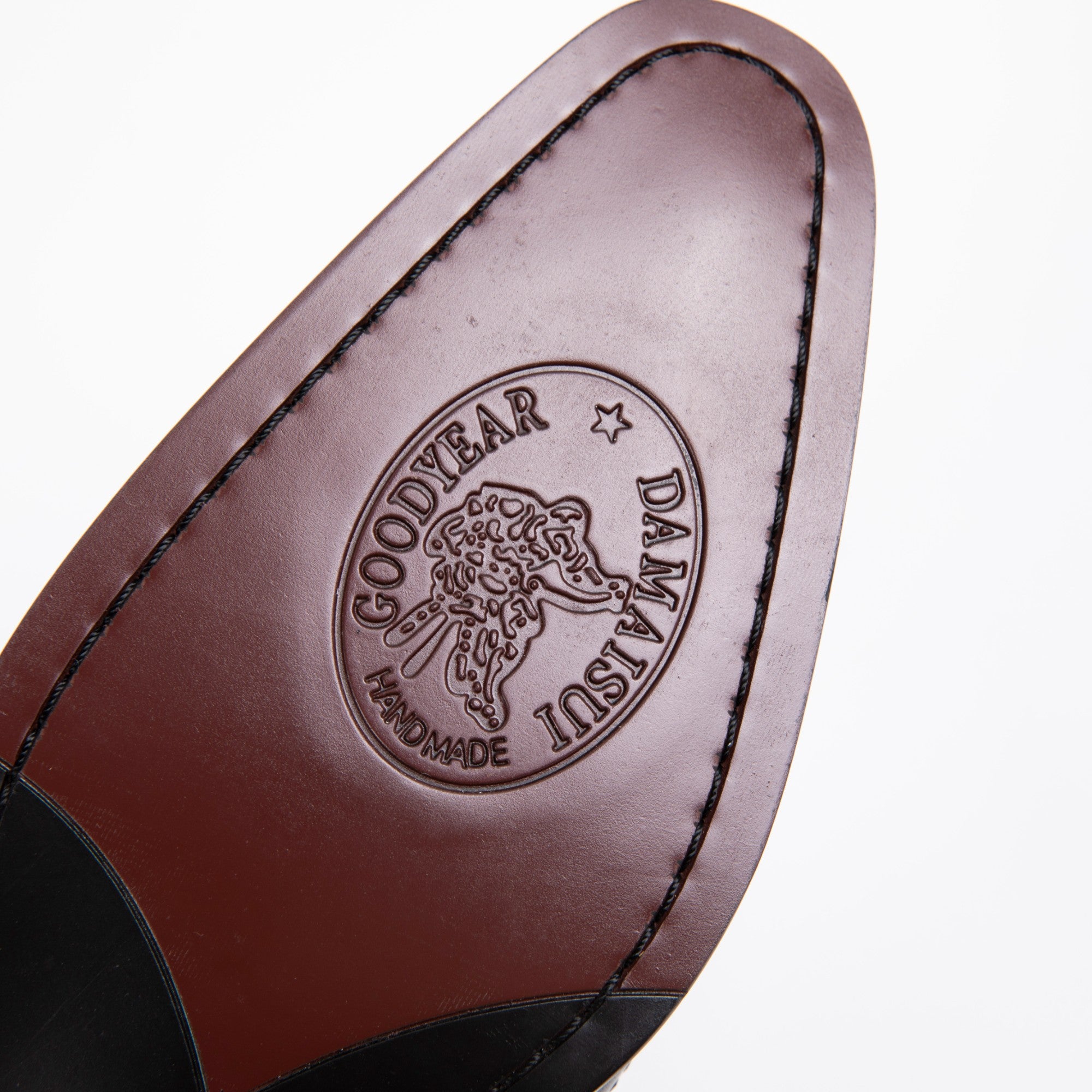 Classic Two-Tone Spectator Oxfords D1291